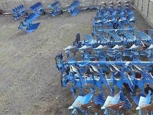 Плуги навісні Lemken та RabeWerk різної комплектації.